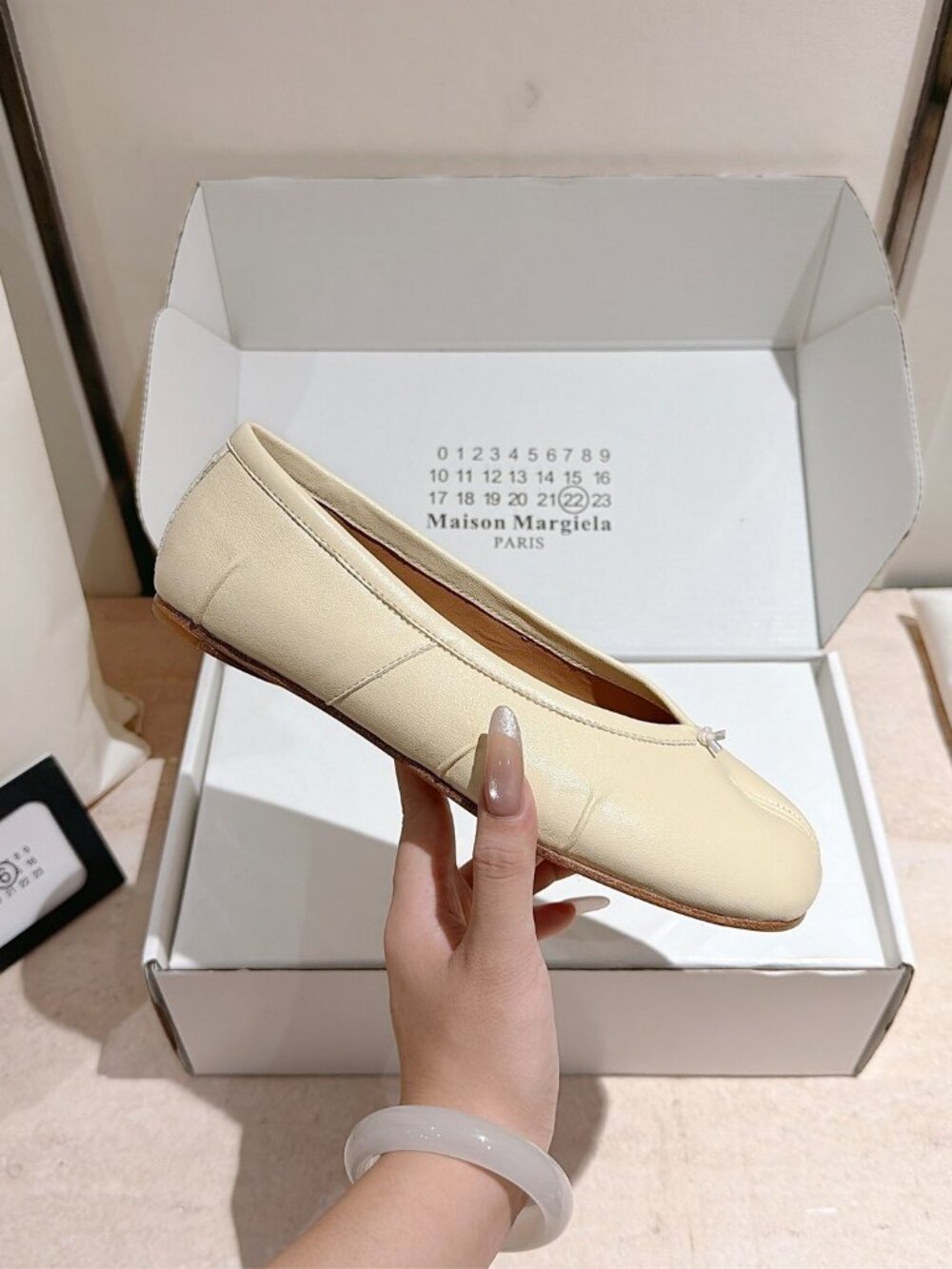 Maison Martin Margiela Tabi Ballet Flats - Picture 6 of 8